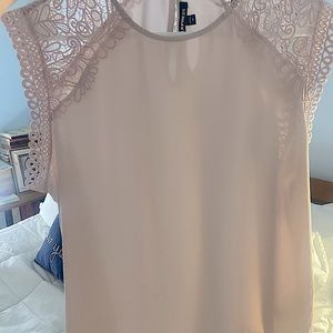 Express top with lace trim